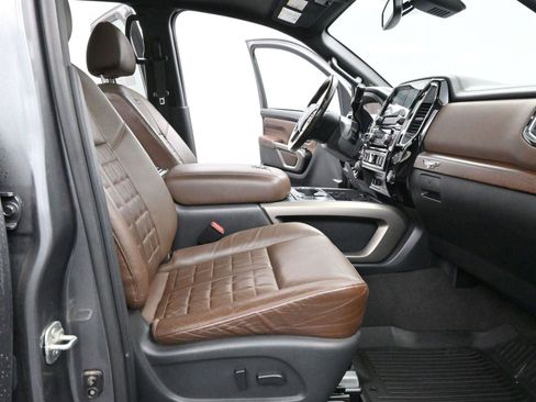 Used 2021 Nissan Titan Platinum Reserve w/ Moonroof Package image 35