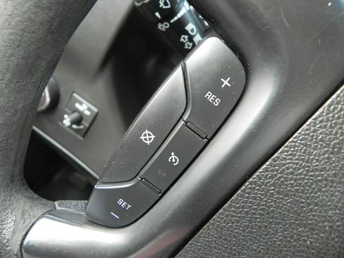 Used 2016 Chevrolet Express 3500 image 18