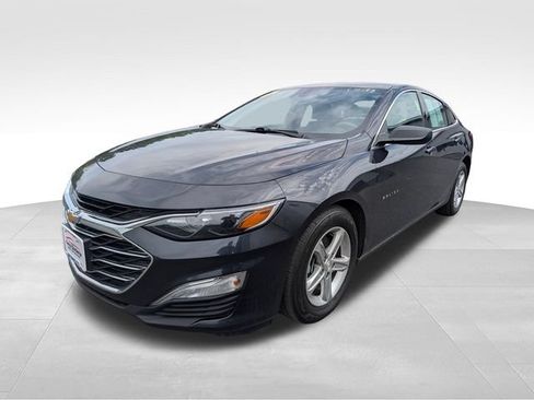 Used 2023 Chevrolet Malibu LS FWD image 3