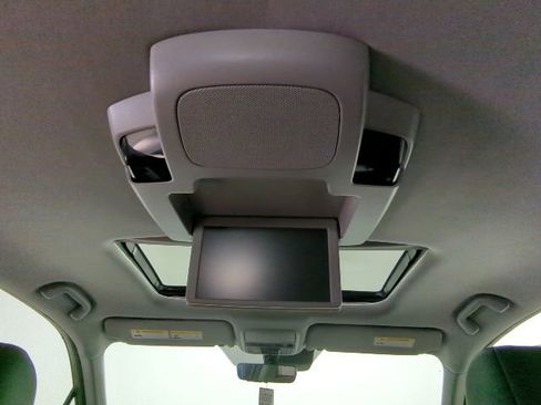 Used 2022 Honda Pilot Touring image 31