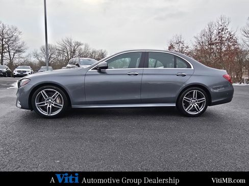 Used 2018 Mercedes-Benz E 300 E 300 image 5