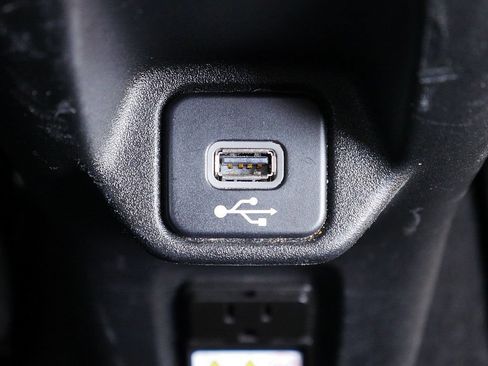 Used 2018 Jeep Renegade Trailhawk AWD/4WD image 55