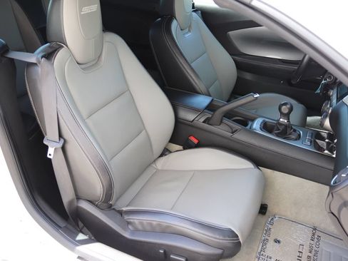 Used 2012 Chevrolet Camaro SS RWD image 30