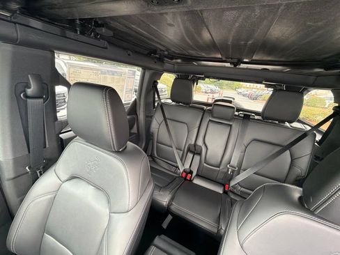 New 2026 Ford Bronco Outer Banks AWD/4WD image 18