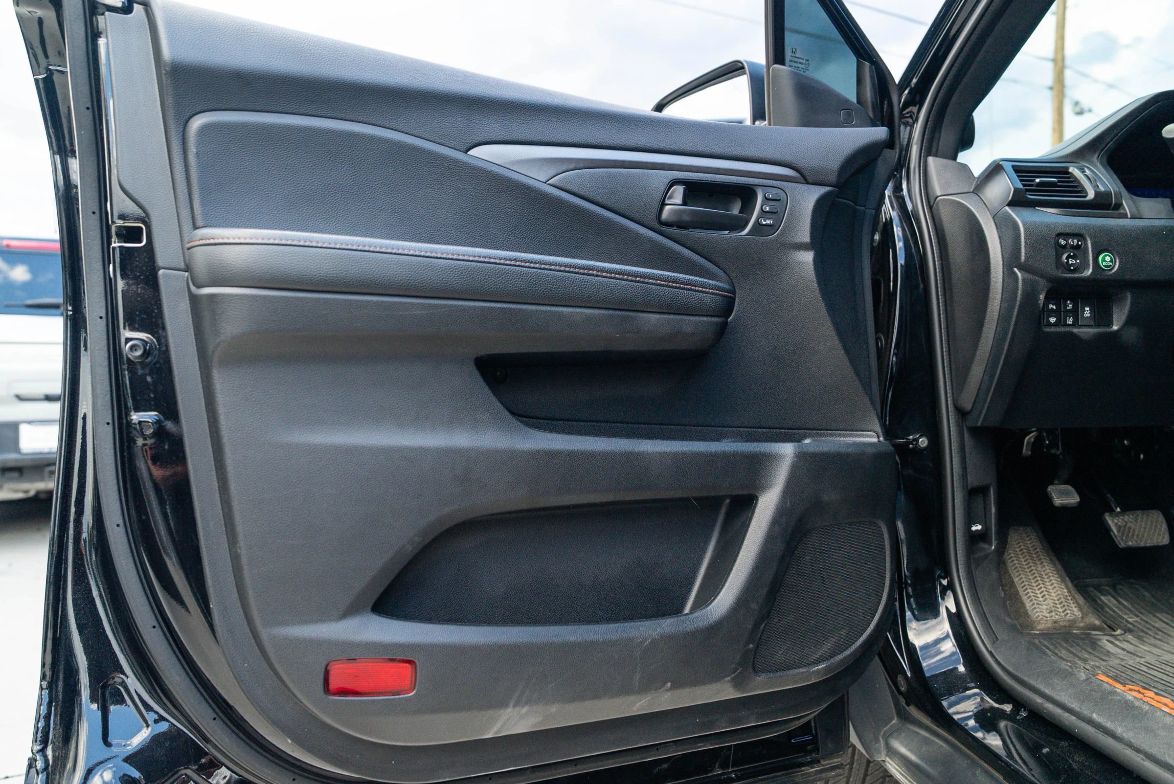 Used 2023 Honda Passport TrailSport image 24