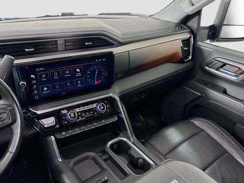 Certified 2024 GMC Sierra 3500 Denali w/ Denali Reserve Package image 29
