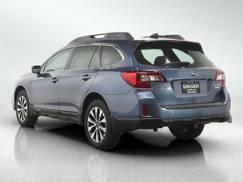Used 2016 Subaru Outback 2.5i Limited image 3