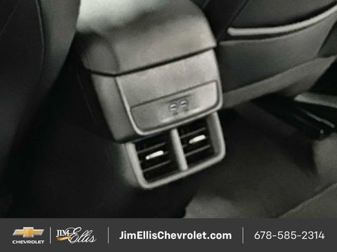 Certified 2025 Chevrolet Equinox LT w/ Convenience Package II image 40