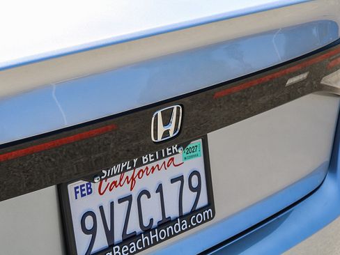 Certified 2025 Honda Accord LX image 11