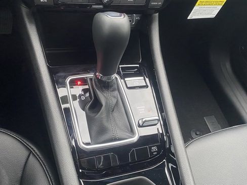 New 2026 Jeep Compass Limited image 24