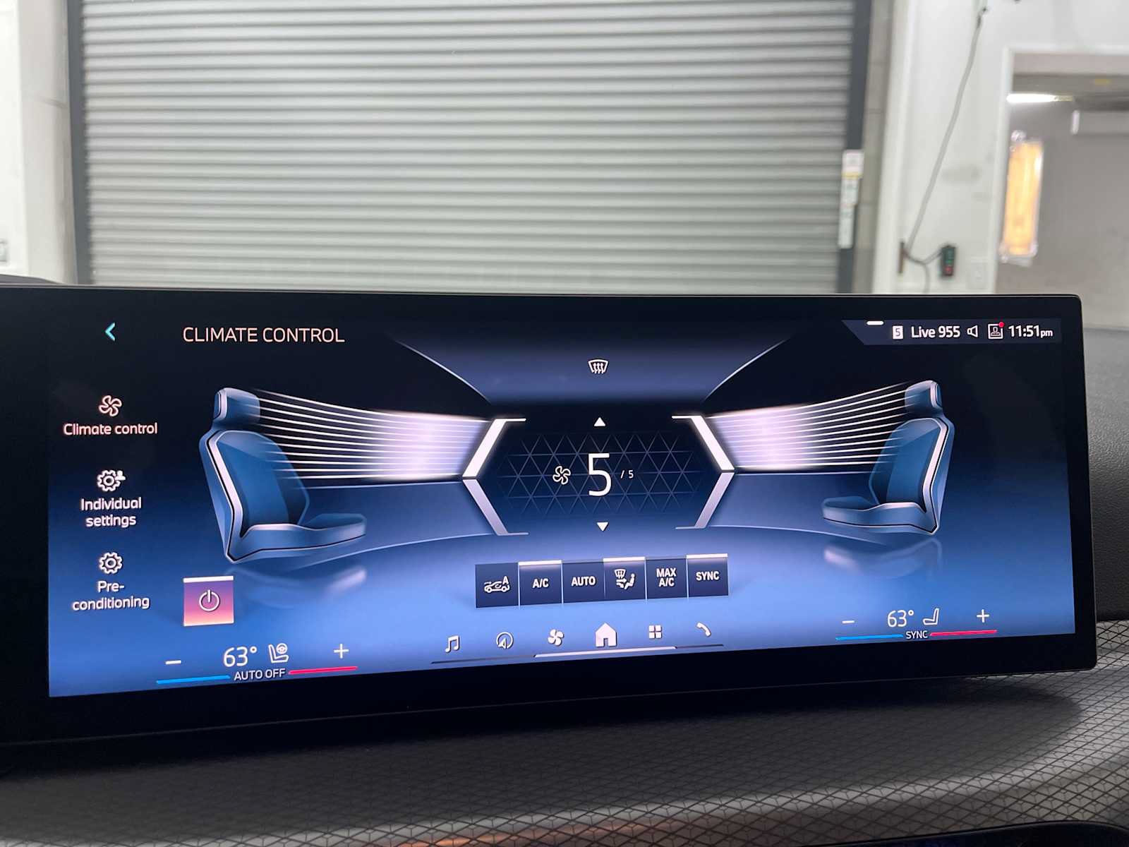 New 2026 BMW i4 xDrive40i w/ Premium Package AWD/4WD image 23