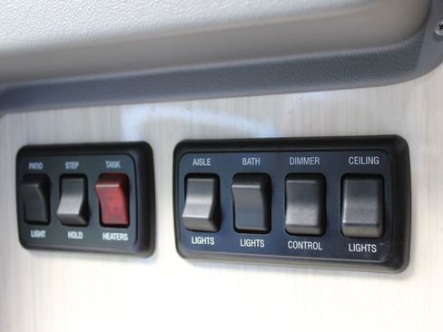 Used 2013 Mercedes-Benz Sprinter 3500 image 36