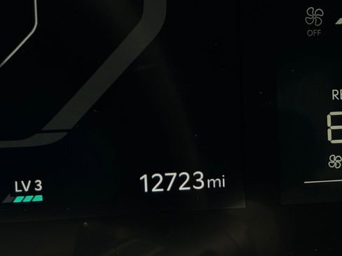 Used 2024 Kia EV9 Light Long Range image 16