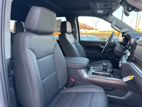 New 2026 GMC Sierra 1500 SLT w/ SLT Premium Plus Package image 25
