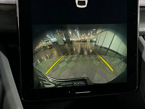 Used 2021 Polestar Polestar 2 w/ Performance Package image 15