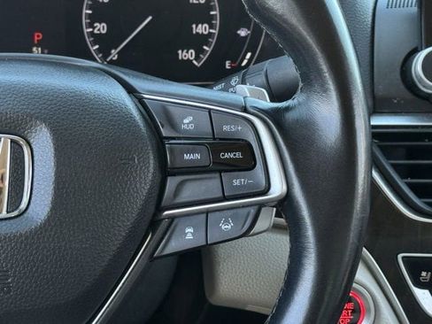 Used 2020 Honda Accord Touring image 16