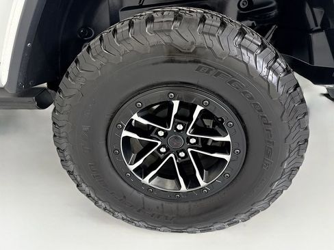 Used 2024 Jeep Wrangler Unlimited Rubicon image 30