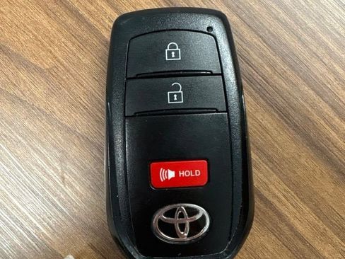 Used 2024 Toyota Tacoma TRD Off-Road AWD/4WD image 27