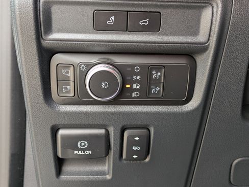 Used 2022 Ford Expedition Max Platinum image 27