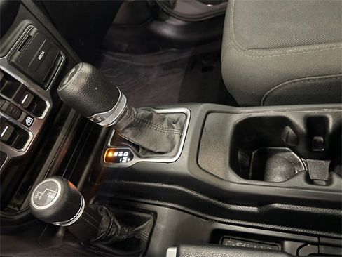 Used 2021 Jeep Wrangler Unlimited Sport image 28