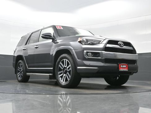 Used 2018 Toyota 4Runner Limited AWD/4WD image 28
