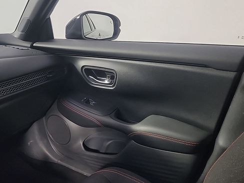 Certified 2025 Honda HR-V Sport image 20