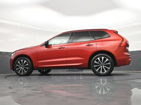 Used 2024 Volvo XC60 B5 Core AWD/4WD image 26
