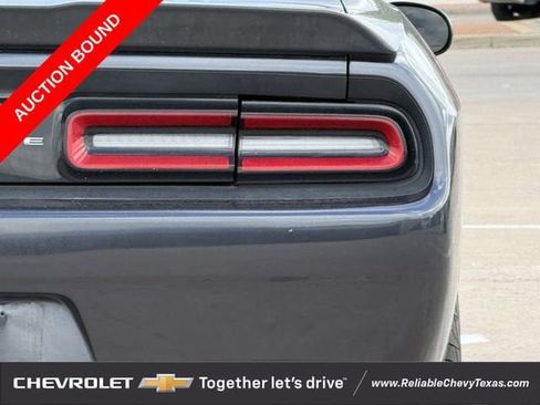 Used 2018 Dodge Challenger R/T Scat Pack RWD image 8