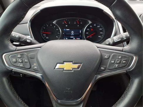 Used 2024 Chevrolet Equinox LT FWD image 14