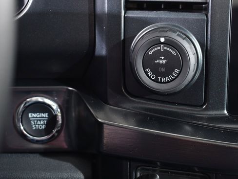 New 2026 Ford F350 Lariat w/ Black Appearance Package image 31