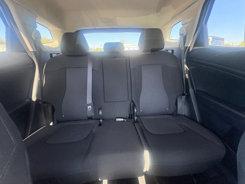 Used 2025 Kia Sportage LX image 37