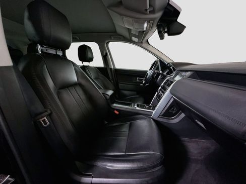 Used 2019 Land Rover Discovery Sport AWD/4WD image 29