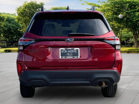 Used 2026 Subaru Forester Premium AWD/4WD image 5