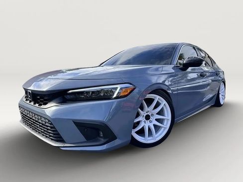 Used 2022 Honda Civic Sport Touring image 4