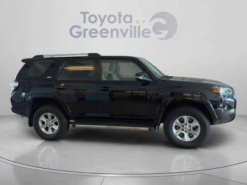 Used 2020 Toyota 4Runner SR5 Premium w/ Moonroof Package AWD/4WD image 7