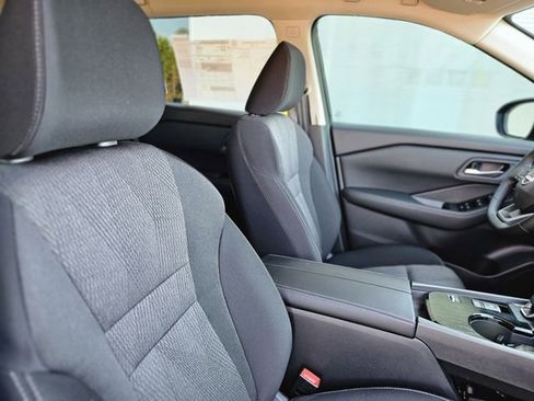 New 2026 Nissan Rogue SV w/ Cold Weather Package FWD image 13