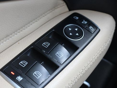 Used 2017 Mercedes-Benz GLS 450 4MATIC w/ Premium Package image 22