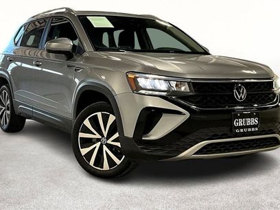 Used 2024 Volkswagen Taos SE