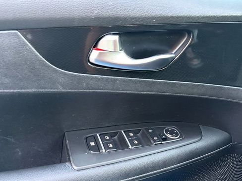 Used 2022 Kia Forte GT-Line image 4