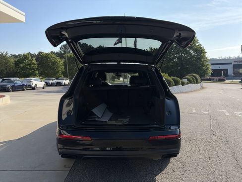 Used 2019 Audi Q7 3.0T Prestige w/ Prestige Package AWD/4WD image 35