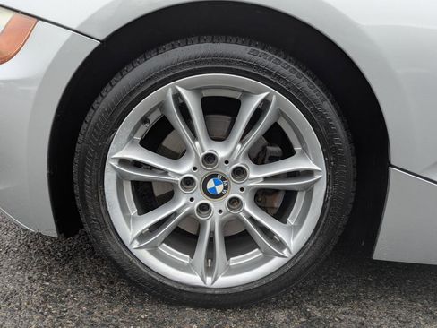 Used 2004 BMW Z4 3.0i RWD image 48