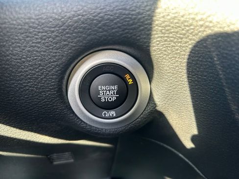 New 2026 Chrysler Pacifica Pinnacle image 20