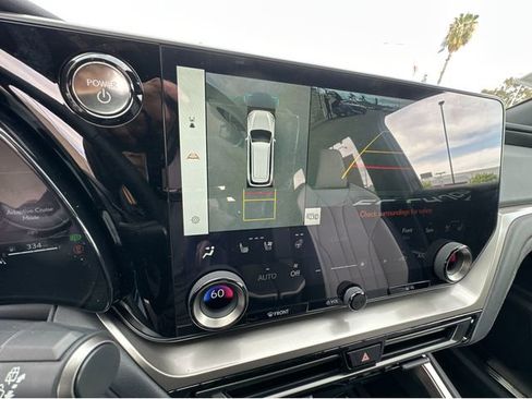 New 2026 Lexus TX 500h AWD image 10