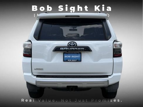 Used 2016 Toyota 4Runner 4WD image 10