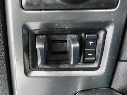 Used 2018 Ford F150 XLT w/ Equipment Group 302A Luxury AWD/4WD image 27