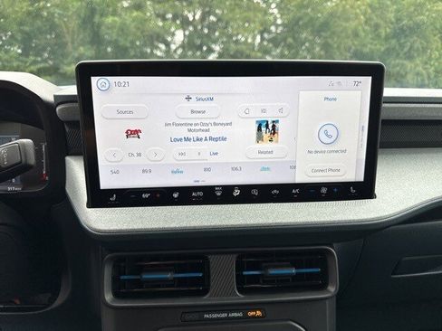 Used 2025 Ford Maverick XLT w/ XLT Luxury Package AWD/4WD image 15