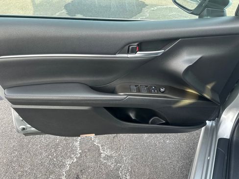 Used 2024 Toyota Camry XSE w/ Navigation Package image 14