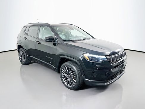Used 2022 Jeep Compass High Altitude AWD/4WD image 1