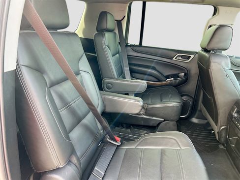 Used 2019 GMC Yukon XL Denali w/ Open Road Package image 31