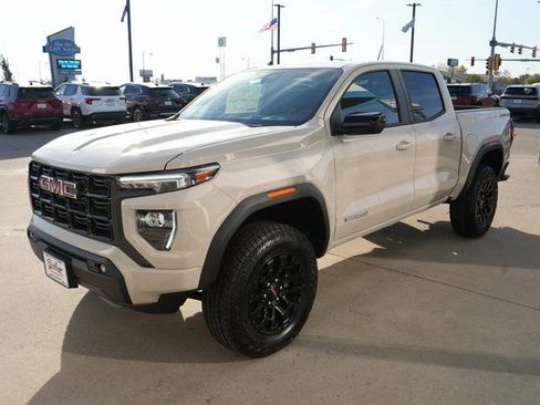 New 2026 GMC Canyon Elevation w/ Convenience Package image 28